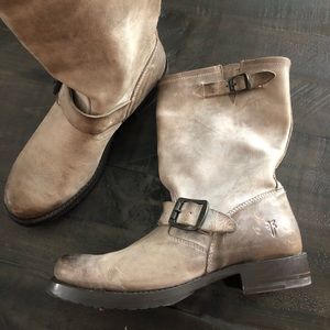 Frye mid-calf distressed gray boot 7.5